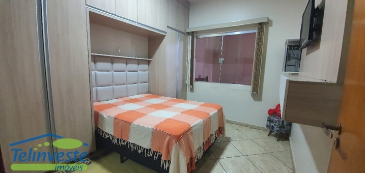 CASA COM SALA COMERCIAL - PARQUE DA ESTA&Ccedil;&Atilde;O