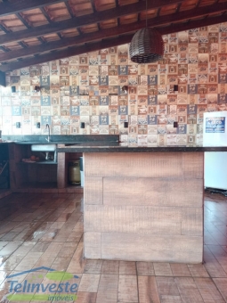 CASA E SALA COMERCIAL NA AV. DA PENHA