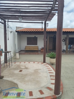 CASA E SALA COMERCIAL NA AV. DA PENHA