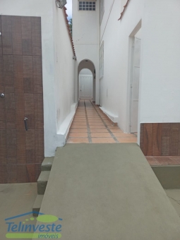 CASA E SALA COMERCIAL NA AV. DA PENHA