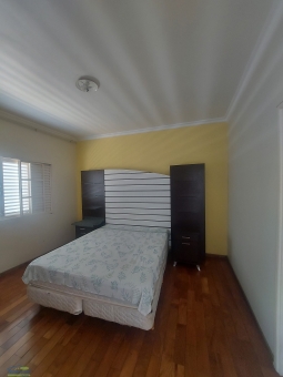 CASA NO BAIRRO MUARAMA
