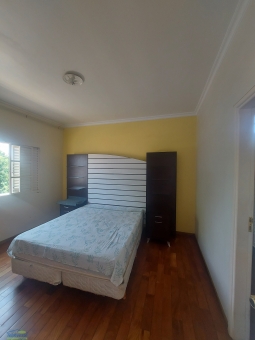 CASA NO BAIRRO MUARAMA