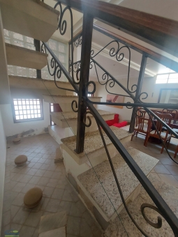 CASA NO BAIRRO MUARAMA