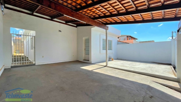EXCELENTE CASA - JARDIM CANADA