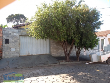 CASA NO CENTRO