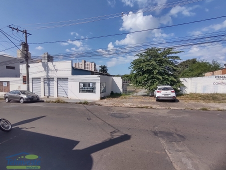 &Aacute;rea Comercial no Centro