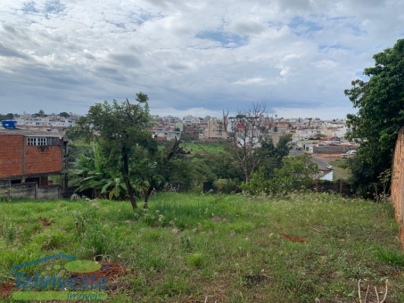 LOTE A VENDA NO COL&Eacute;GIO DE PASSOS 