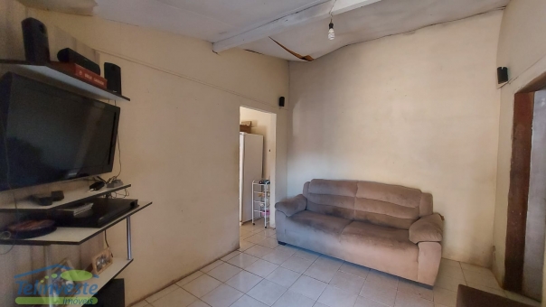 CASA NO BAIRRO COHAB EM PASSOS MG