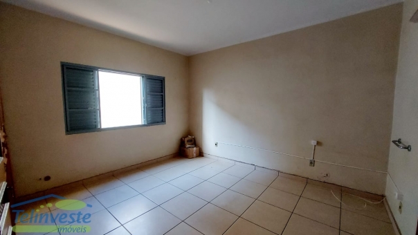 PREDIO COMERCIAL E RESIDENCIAL NO CENTRO