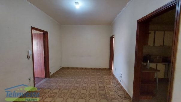 PREDIO COMERCIAL E RESIDENCIAL NO CENTRO
