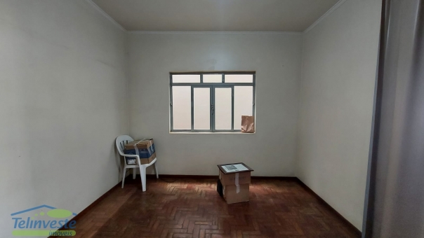 PREDIO COMERCIAL E RESIDENCIAL NO CENTRO
