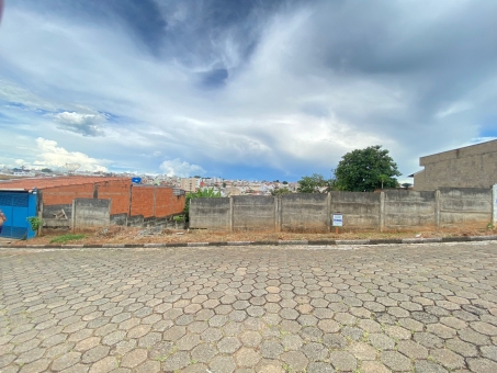 2 Terrenos - Bairro Col&eacute;gio de Passos