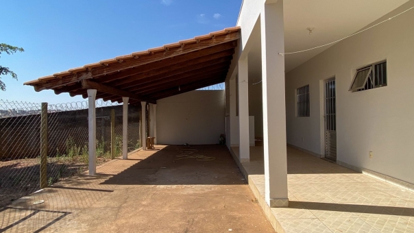 CASA A VENDA NO BAIRRO SAO FRANCISCO