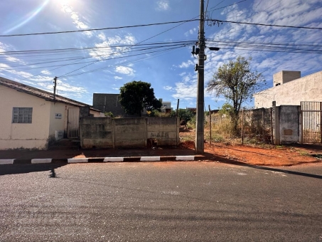 EXCELENTE LOTE A VENDA NO BAIRRO NOSSA SENHORA APARECIDA 