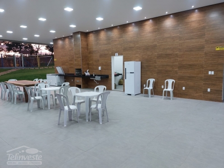 EXCELENTE LOTE A VENDA NO CONDOM&Iacute;NIO BONSUCESSO 