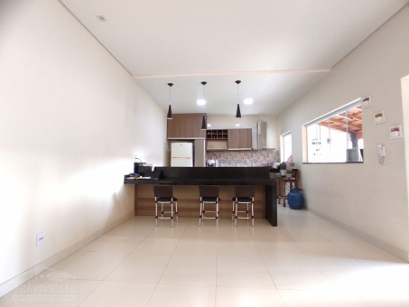 CASA JARDIM DOS PINHEIROS
