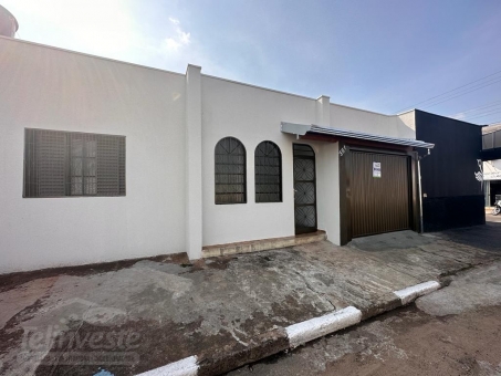 CASA A VENDA NO BAIRRO SANTA LUZIA 