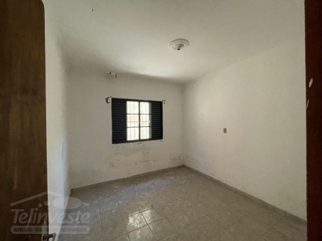 COMODO COMERCIAL E CASA NA AVENIDA LIQUINHA DA SILVEIRA