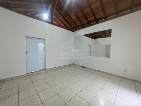 CASA NO BAIRRO JARDIM ELDORADO 