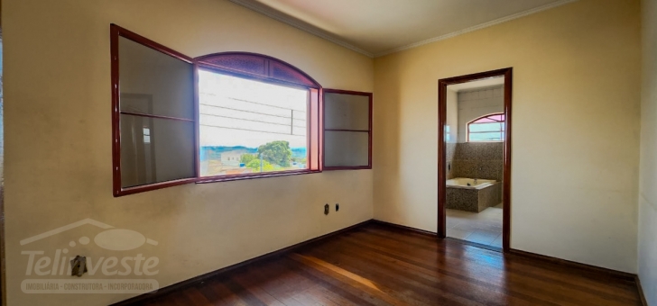 Apartamento com salas comerciais 