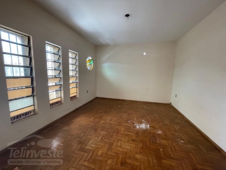 CASA NO VILA RICA