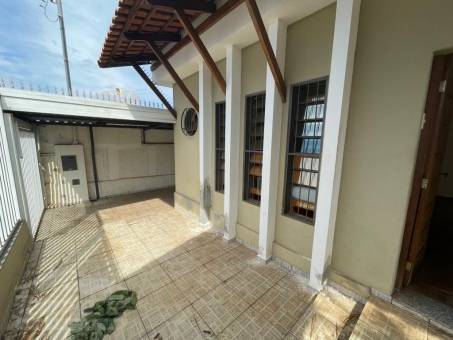 CASA NO VILA RICA
