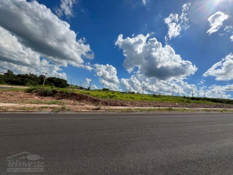 Lote no Jardim dos Lagos