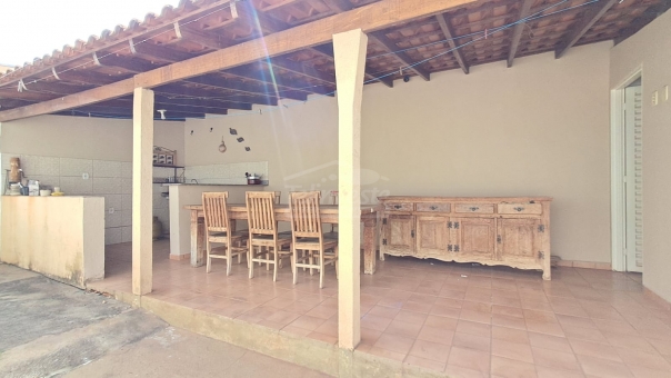 CASA COM MOBILIA - JARDIM PLANALTO 