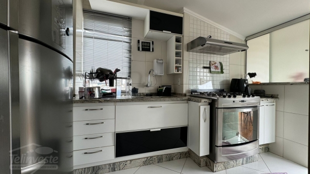 EXCELENTE APARTAMENTO A VENDA NO CENTRO