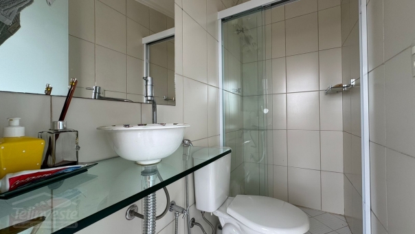 EXCELENTE APARTAMENTO A VENDA NO CENTRO