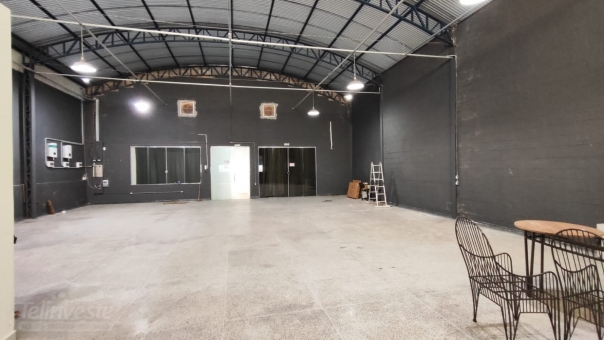 Excelente Im&oacute;vel Comercial - Travessa Santa Tereza, 49