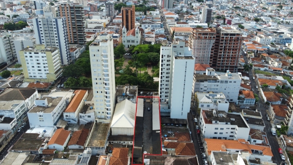 &Aacute;REA COMERCIAL - CENTRO 