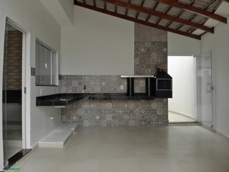 CASA NO BAIRRO PARQUE DAS AROEIRAS 
