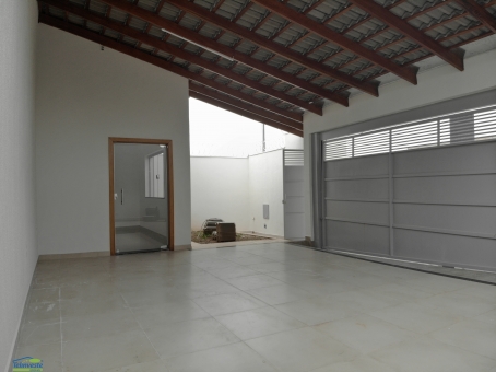 CASA NO BAIRRO PARQUE DAS AROEIRAS 