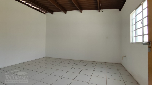 Av. Dona Liquinha Silveira, 925