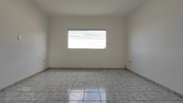 Av. Dona Liquinha Silveira, 925