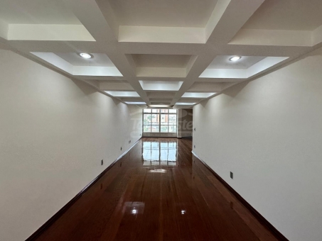EXCELENTE APARTAMENTO A VENDA NO CENTRO 