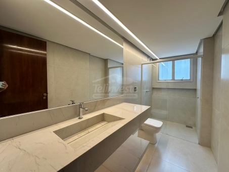 EXCELENTE APARTAMENTO A VENDA NO CENTRO 
