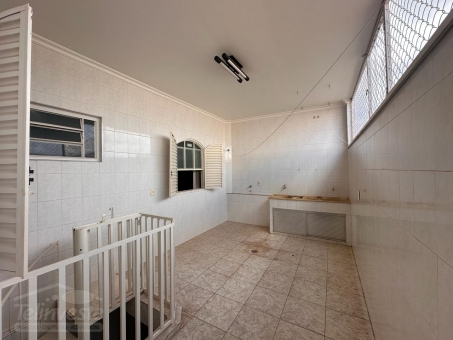 EXCELENTE CASA A VENDA NO BAIRRO VILA RICA 