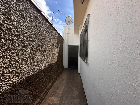 EXCELENTE CASA A VENDA NO BAIRRO VILA RICA 