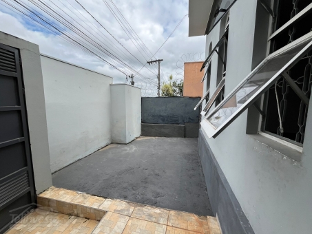 Im&oacute;vel pr&oacute;ximo &agrave; av. Bras&iacute;lia