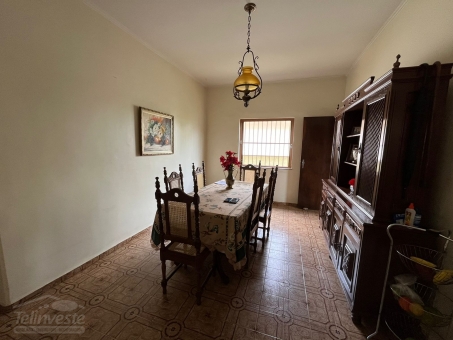Im&oacute;vel central dispon&iacute;vel &agrave; venda