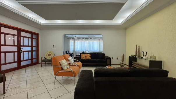 Nossa Senhora das Gra&ccedil;as- Comercial