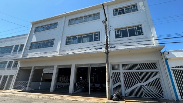 Nossa Senhora das Gra&ccedil;as- Comercial