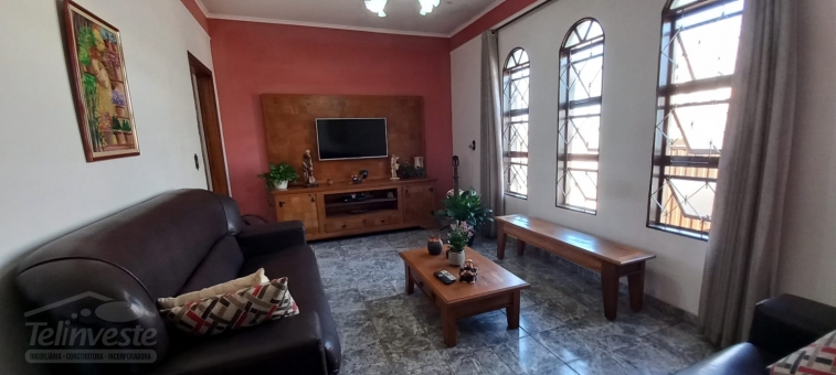 CASA NA AVENIDA DAS NA&Ccedil;&Otilde;ES