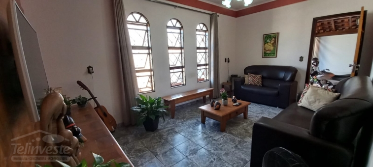 CASA NA AVENIDA DAS NA&Ccedil;&Otilde;ES