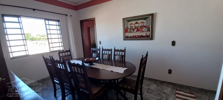 CASA NA AVENIDA DAS NA&Ccedil;&Otilde;ES