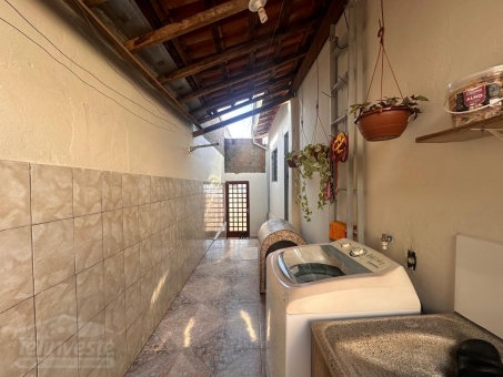 CASA A VENDA NO BAIRRO MARIA AUGUSTA 
