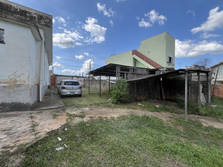 Im&oacute;vel pr&oacute;ximo avenida da moda com 1056m2 de lote
