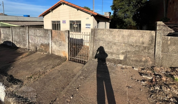 Casa para demoli&ccedil;&atilde;o